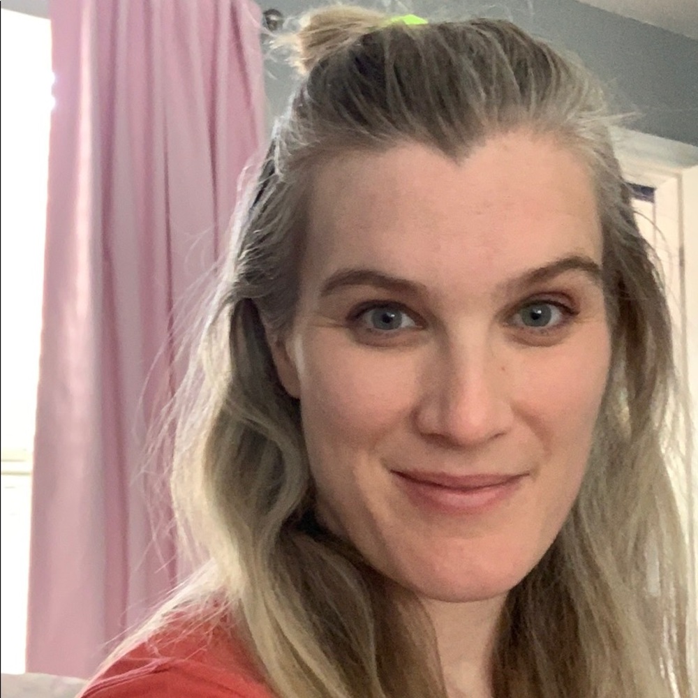 Meet your Posher, Anna